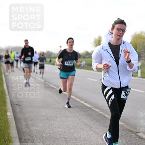 12.04.2026 - 45. Internationalen Wilhelmsburger Insellauf Dr. Thomas Lammeyer http://msf.ph/oto/9443549 12.04.2026 10:16:10 Laufen 4180, 30 meine-sportfotos.de