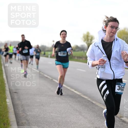 12.04.2026 - 45. Internationalen Wilhelmsburger Insellauf Dr. Thomas Lammeyer http://msf.ph/oto/9443550 12.04.2026 10:16:10 Laufen 4180, 302 meine-sportfotos.de