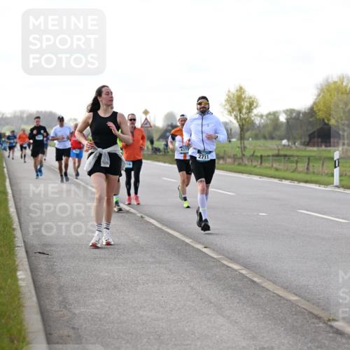 12.04.2026 - 45. Internationalen Wilhelmsburger Insellauf Dr. Thomas Lammeyer http://msf.ph/oto/9443592 12.04.2026 10:16:17 Laufen 4377, 2711, 2500 meine-sportfotos.de