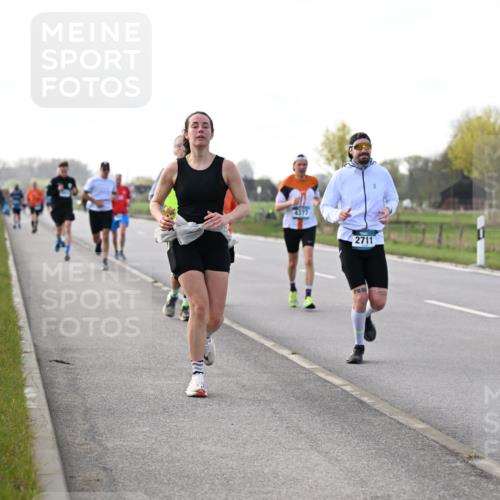 12.04.2026 - 45. Internationalen Wilhelmsburger Insellauf Dr. Thomas Lammeyer http://msf.ph/oto/9443598 12.04.2026 10:16:18 Laufen 4377, 2711 meine-sportfotos.de
