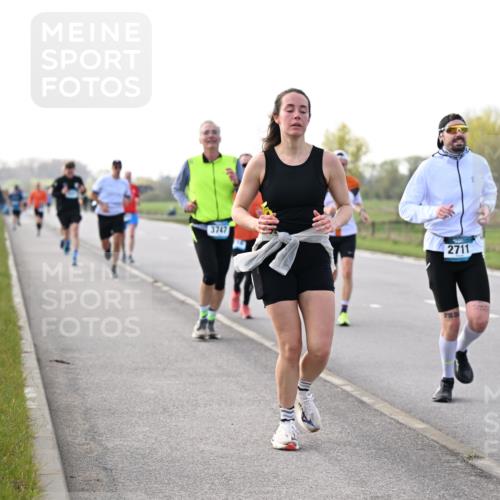 12.04.2026 - 45. Internationalen Wilhelmsburger Insellauf Dr. Thomas Lammeyer http://msf.ph/oto/9443604 12.04.2026 10:16:19 Laufen 3747, 2711 meine-sportfotos.de