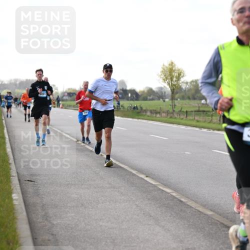 12.04.2026 - 45. Internationalen Wilhelmsburger Insellauf Dr. Thomas Lammeyer http://msf.ph/oto/9443621 12.04.2026 10:16:22 Laufen 3091, 3562, 3747 meine-sportfotos.de