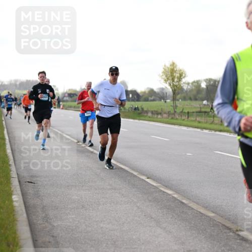 12.04.2026 - 45. Internationalen Wilhelmsburger Insellauf Dr. Thomas Lammeyer http://msf.ph/oto/9443622 12.04.2026 10:16:22 Laufen 27, 091, 3747 meine-sportfotos.de