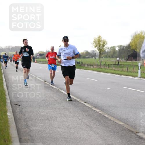 12.04.2026 - 45. Internationalen Wilhelmsburger Insellauf Dr. Thomas Lammeyer http://msf.ph/oto/9443624 12.04.2026 10:16:22 Laufen 3091, 3662, 22, 3 meine-sportfotos.de