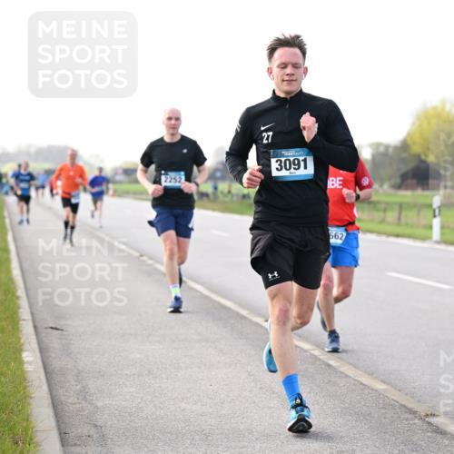 12.04.2026 - 45. Internationalen Wilhelmsburger Insellauf Dr. Thomas Lammeyer http://msf.ph/oto/9443641 12.04.2026 10:16:26 Laufen 2252, 27, 3091, 1, 662 meine-sportfotos.de
