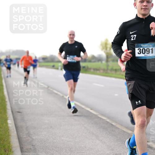 12.04.2026 - 45. Internationalen Wilhelmsburger Insellauf Dr. Thomas Lammeyer http://msf.ph/oto/9443646 12.04.2026 10:16:27 Laufen 27, 45, 3091 meine-sportfotos.de