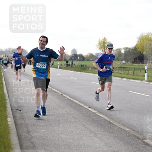 12.04.2026 - 45. Internationalen Wilhelmsburger Insellauf Dr. Thomas Lammeyer http://msf.ph/oto/9443690 12.04.2026 10:16:35 Laufen 5050, 3086 meine-sportfotos.de