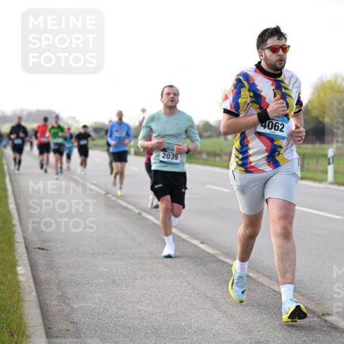 12.04.2026 - 45. Internationalen Wilhelmsburger Insellauf Dr. Thomas Lammeyer http://msf.ph/oto/9443737 12.04.2026 10:16:47 Laufen 2039, 4062 meine-sportfotos.de