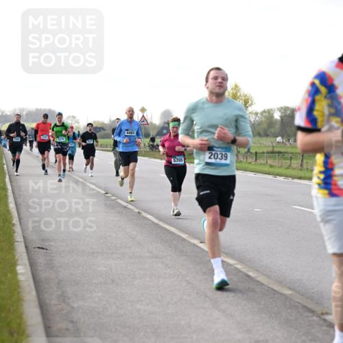12.04.2026 - 45. Internationalen Wilhelmsburger Insellauf Dr. Thomas Lammeyer http://msf.ph/oto/9443740 12.04.2026 10:16:48 Laufen 4483, 2262, 2263, 5270, 5705, 2039, 4062 meine-sportfotos.de