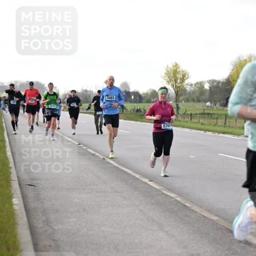12.04.2026 - 45. Internationalen Wilhelmsburger Insellauf Dr. Thomas Lammeyer http://msf.ph/oto/9443748 12.04.2026 10:16:49 Laufen 2263, 2262, 5270, 2507, 5247, 4483, 5705, 2039 meine-sportfotos.de