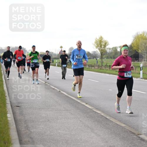 12.04.2026 - 45. Internationalen Wilhelmsburger Insellauf Dr. Thomas Lammeyer http://msf.ph/oto/9443755 12.04.2026 10:16:50 Laufen 5270, 5247, 4483, 5705 meine-sportfotos.de