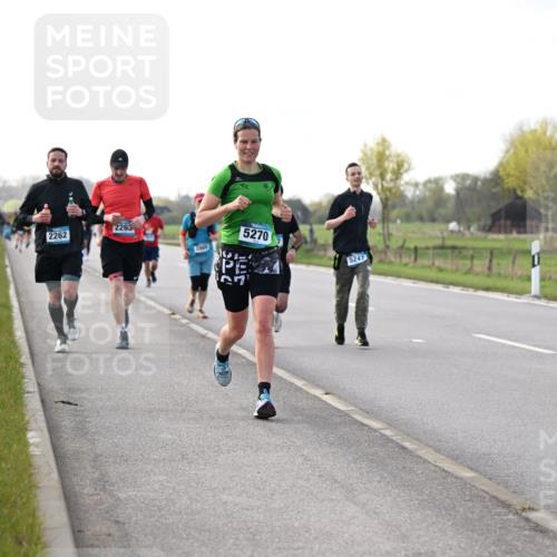 12.04.2026 - 45. Internationalen Wilhelmsburger Insellauf Dr. Thomas Lammeyer http://msf.ph/oto/9443777 12.04.2026 10:16:53 Laufen 2262, 2263, 5270, 5247 meine-sportfotos.de
