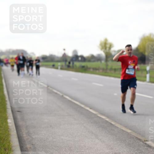 12.04.2026 - 45. Internationalen Wilhelmsburger Insellauf Dr. Thomas Lammeyer http://msf.ph/oto/9443806 12.04.2026 10:17:01 Laufen 2875, 45, 44 meine-sportfotos.de