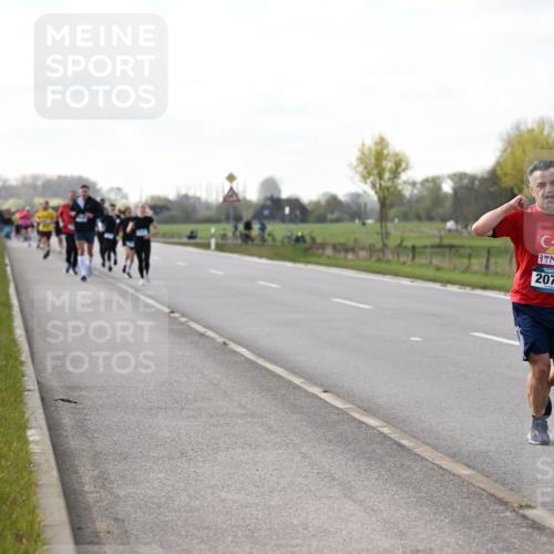 12.04.2026 - 45. Internationalen Wilhelmsburger Insellauf Dr. Thomas Lammeyer http://msf.ph/oto/9443809 12.04.2026 10:17:01 Laufen 2073 meine-sportfotos.de