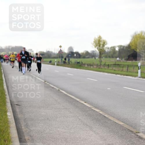 12.04.2026 - 45. Internationalen Wilhelmsburger Insellauf Dr. Thomas Lammeyer http://msf.ph/oto/9443814 12.04.2026 10:17:02 Laufen 2 meine-sportfotos.de