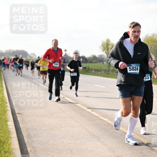 12.04.2026 - 45. Internationalen Wilhelmsburger Insellauf Dr. Thomas Lammeyer http://msf.ph/oto/9443859 12.04.2026 10:17:10 Laufen 3480, 5824, 33 meine-sportfotos.de