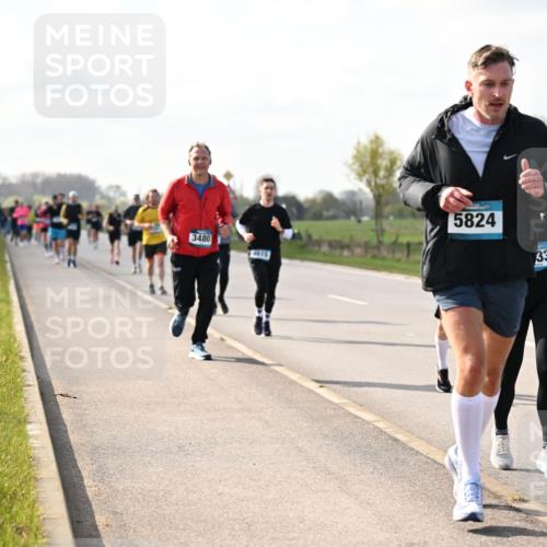 12.04.2026 - 45. Internationalen Wilhelmsburger Insellauf Dr. Thomas Lammeyer http://msf.ph/oto/9443860 12.04.2026 10:17:10 Laufen 3480, 5824, 33 meine-sportfotos.de