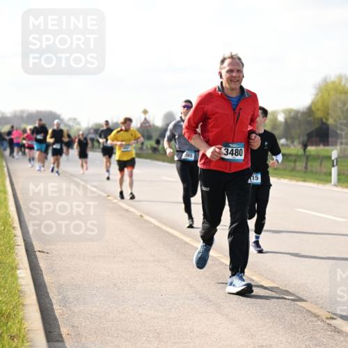 12.04.2026 - 45. Internationalen Wilhelmsburger Insellauf Dr. Thomas Lammeyer http://msf.ph/oto/9443874 12.04.2026 10:17:12 Laufen 3480, 15 meine-sportfotos.de