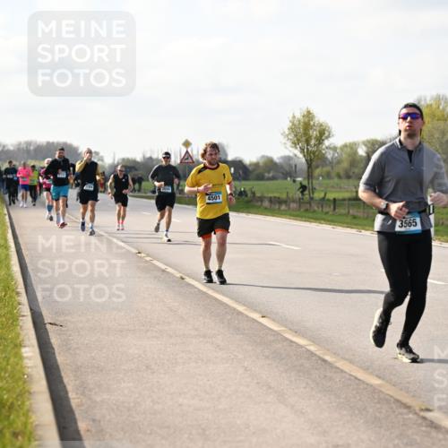 12.04.2026 - 45. Internationalen Wilhelmsburger Insellauf Dr. Thomas Lammeyer http://msf.ph/oto/9443887 12.04.2026 10:17:14 Laufen 2104, 2656, 4501, 3565 meine-sportfotos.de