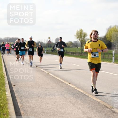 12.04.2026 - 45. Internationalen Wilhelmsburger Insellauf Dr. Thomas Lammeyer http://msf.ph/oto/9443899 12.04.2026 10:17:16 Laufen 4501 meine-sportfotos.de