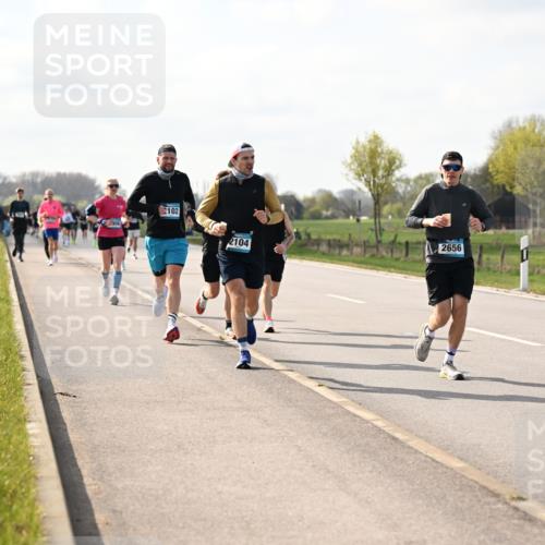 12.04.2026 - 45. Internationalen Wilhelmsburger Insellauf Dr. Thomas Lammeyer http://msf.ph/oto/9443916 12.04.2026 10:17:19 Laufen 2102, 2656, 2104 meine-sportfotos.de