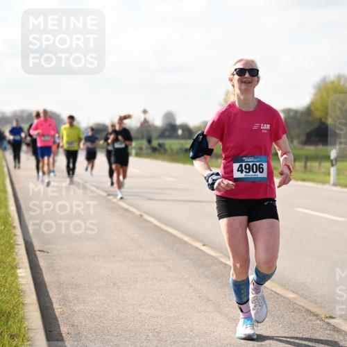 12.04.2026 - 45. Internationalen Wilhelmsburger Insellauf Dr. Thomas Lammeyer http://msf.ph/oto/9443947 12.04.2026 10:17:24 Laufen 45, 4906 meine-sportfotos.de