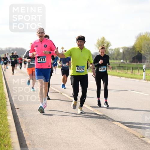 12.04.2026 - 45. Internationalen Wilhelmsburger Insellauf Dr. Thomas Lammeyer http://msf.ph/oto/9443966 12.04.2026 10:17:30 Laufen 5794, 3173, 5805, 5341 meine-sportfotos.de