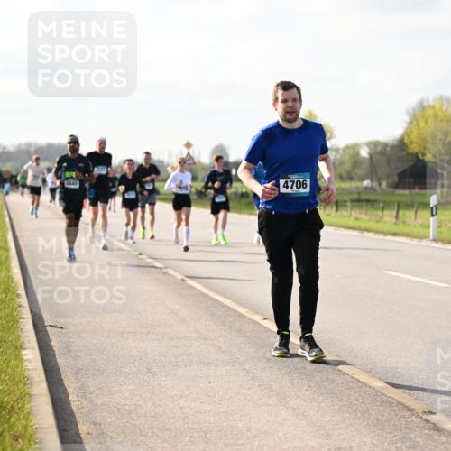 12.04.2026 - 45. Internationalen Wilhelmsburger Insellauf Dr. Thomas Lammeyer http://msf.ph/oto/9443999 12.04.2026 10:17:36 Laufen 5840, 4706 meine-sportfotos.de