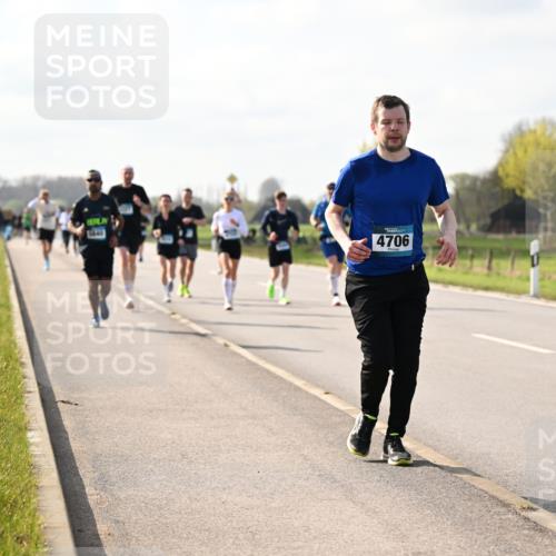 12.04.2026 - 45. Internationalen Wilhelmsburger Insellauf Dr. Thomas Lammeyer http://msf.ph/oto/9444001 12.04.2026 10:17:36 Laufen 4706 meine-sportfotos.de
