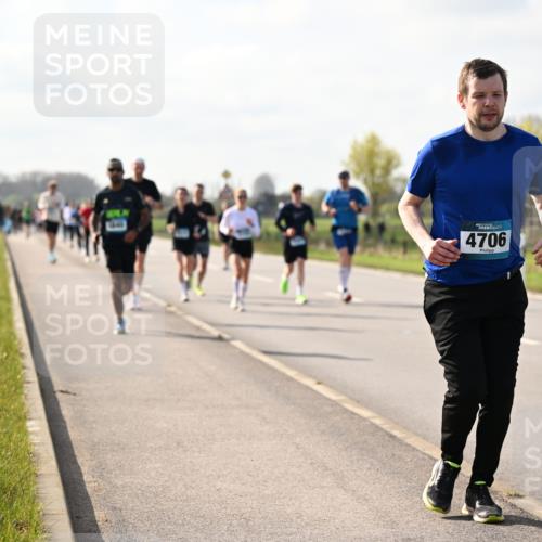 12.04.2026 - 45. Internationalen Wilhelmsburger Insellauf Dr. Thomas Lammeyer http://msf.ph/oto/9444006 12.04.2026 10:17:36 Laufen 4706 meine-sportfotos.de