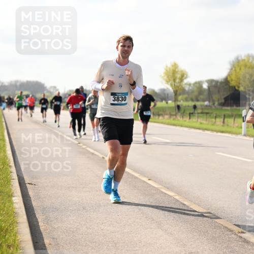 12.04.2026 - 45. Internationalen Wilhelmsburger Insellauf Dr. Thomas Lammeyer http://msf.ph/oto/9444079 12.04.2026 10:17:48 Laufen 19, 3830, 2845 meine-sportfotos.de