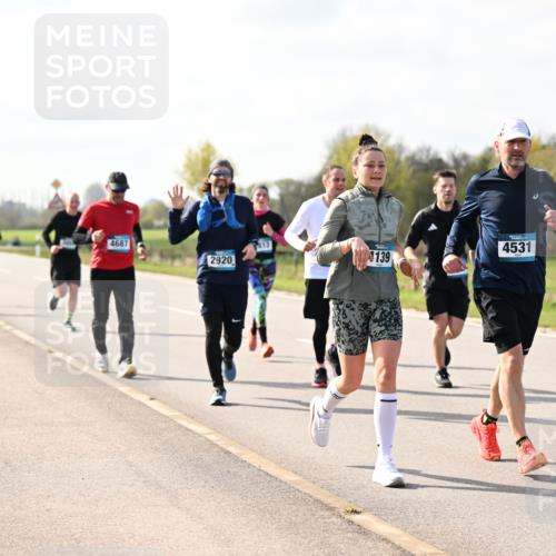 12.04.2026 - 45. Internationalen Wilhelmsburger Insellauf Dr. Thomas Lammeyer http://msf.ph/oto/9444092 12.04.2026 10:17:54 Laufen 4687, 2920, 813, 139, 4531 meine-sportfotos.de