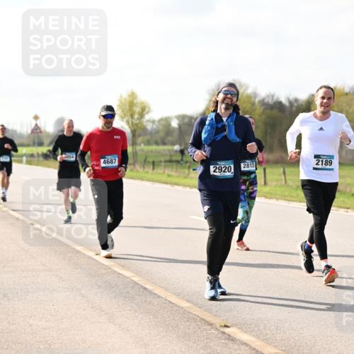12.04.2026 - 45. Internationalen Wilhelmsburger Insellauf Dr. Thomas Lammeyer http://msf.ph/oto/9444099 12.04.2026 10:17:55 Laufen 4687, 2920, 2813, 2189, 4139 meine-sportfotos.de