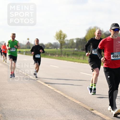 12.04.2026 - 45. Internationalen Wilhelmsburger Insellauf Dr. Thomas Lammeyer http://msf.ph/oto/9444115 12.04.2026 10:17:58 Laufen 30, 4687 meine-sportfotos.de