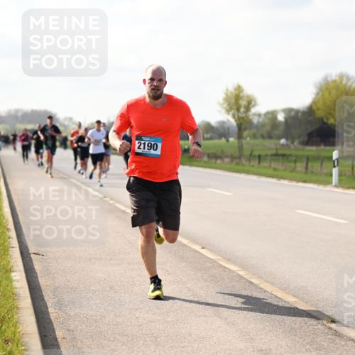 12.04.2026 - 45. Internationalen Wilhelmsburger Insellauf Dr. Thomas Lammeyer http://msf.ph/oto/9444142 12.04.2026 10:18:06 Laufen 2190 meine-sportfotos.de
