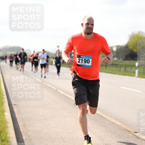 12.04.2026 - 45. Internationalen Wilhelmsburger Insellauf Dr. Thomas Lammeyer http://msf.ph/oto/9444147 12.04.2026 10:18:07 Laufen 2190 meine-sportfotos.de