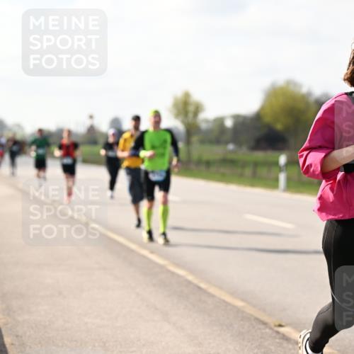 12.04.2026 - 45. Internationalen Wilhelmsburger Insellauf Dr. Thomas Lammeyer http://msf.ph/oto/9444212 12.04.2026 10:18:21 Laufen 45, 3772 meine-sportfotos.de