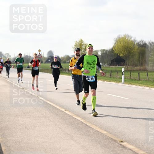 12.04.2026 - 45. Internationalen Wilhelmsburger Insellauf Dr. Thomas Lammeyer http://msf.ph/oto/9444217 12.04.2026 10:18:22 Laufen 2075, 4758 meine-sportfotos.de