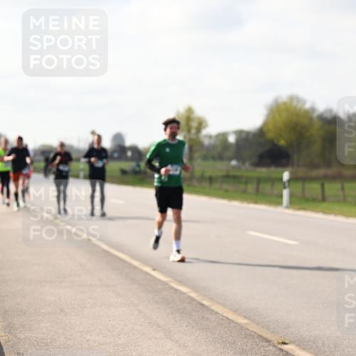 12.04.2026 - 45. Internationalen Wilhelmsburger Insellauf Dr. Thomas Lammeyer http://msf.ph/oto/9444240 12.04.2026 10:18:27 Laufen 20 meine-sportfotos.de