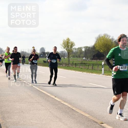 12.04.2026 - 45. Internationalen Wilhelmsburger Insellauf Dr. Thomas Lammeyer http://msf.ph/oto/9444252 12.04.2026 10:18:29 Laufen 325, 3860, 4631, 4181 meine-sportfotos.de