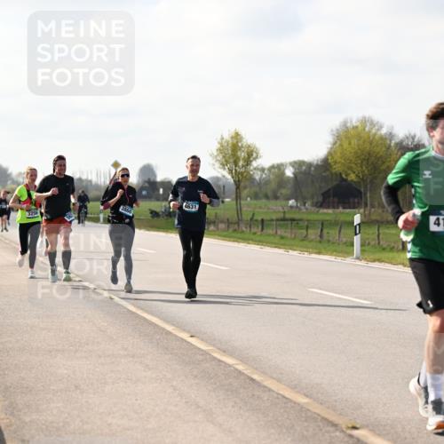 12.04.2026 - 45. Internationalen Wilhelmsburger Insellauf Dr. Thomas Lammeyer http://msf.ph/oto/9444253 12.04.2026 10:18:29 Laufen 3256, 3860, 4631, 4181 meine-sportfotos.de