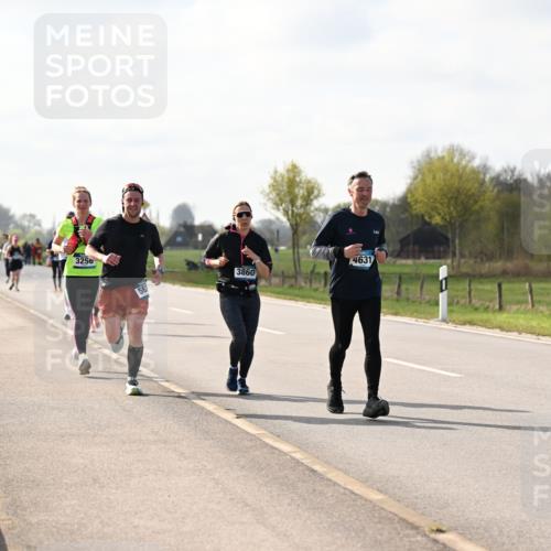 12.04.2026 - 45. Internationalen Wilhelmsburger Insellauf Dr. Thomas Lammeyer http://msf.ph/oto/9444263 12.04.2026 10:18:31 Laufen 3256, 3860, 4631 meine-sportfotos.de