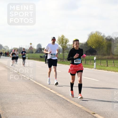12.04.2026 - 45. Internationalen Wilhelmsburger Insellauf Dr. Thomas Lammeyer http://msf.ph/oto/9444297 12.04.2026 10:18:36 Laufen 3172, 4913 meine-sportfotos.de
