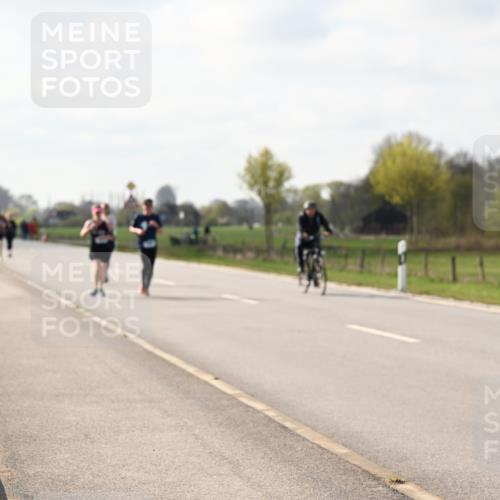 12.04.2026 - 45. Internationalen Wilhelmsburger Insellauf Dr. Thomas Lammeyer http://msf.ph/oto/9444315 12.04.2026 10:18:39 Laufen 3172 meine-sportfotos.de