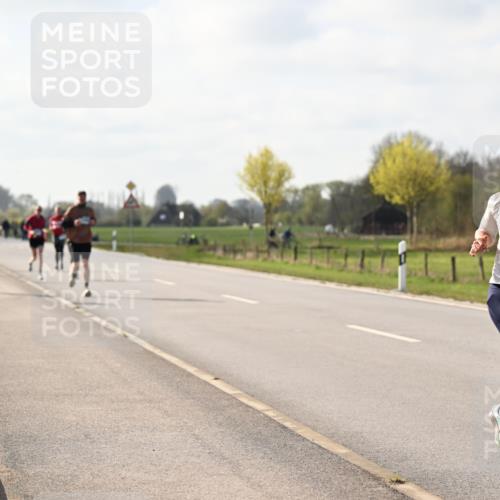 12.04.2026 - 45. Internationalen Wilhelmsburger Insellauf Dr. Thomas Lammeyer http://msf.ph/oto/9444370 12.04.2026 10:18:48 Laufen 3408 meine-sportfotos.de