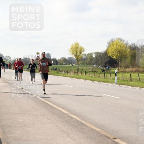 12.04.2026 - 45. Internationalen Wilhelmsburger Insellauf Dr. Thomas Lammeyer http://msf.ph/oto/9444382 12.04.2026 10:18:51 Laufen 3356 meine-sportfotos.de