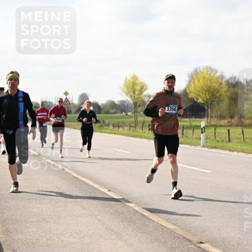 12.04.2026 - 45. Internationalen Wilhelmsburger Insellauf Dr. Thomas Lammeyer http://msf.ph/oto/9444398 12.04.2026 10:18:53 Laufen 3356 meine-sportfotos.de