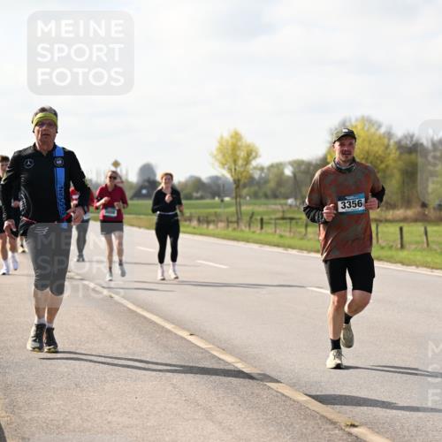12.04.2026 - 45. Internationalen Wilhelmsburger Insellauf Dr. Thomas Lammeyer http://msf.ph/oto/9444400 12.04.2026 10:18:54 Laufen 3356 meine-sportfotos.de