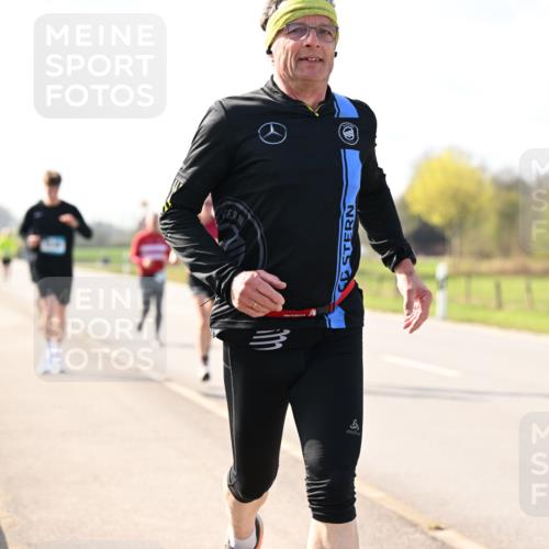 12.04.2026 - 45. Internationalen Wilhelmsburger Insellauf Dr. Thomas Lammeyer http://msf.ph/oto/9444413 12.04.2026 10:18:56 Laufen  meine-sportfotos.de