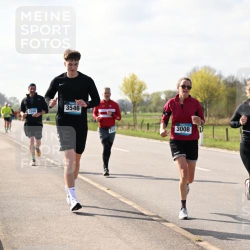 12.04.2026 - 45. Internationalen Wilhelmsburger Insellauf Dr. Thomas Lammeyer http://msf.ph/oto/9444428 12.04.2026 10:18:58 Laufen 3200, 3546, 213, 3008 meine-sportfotos.de
